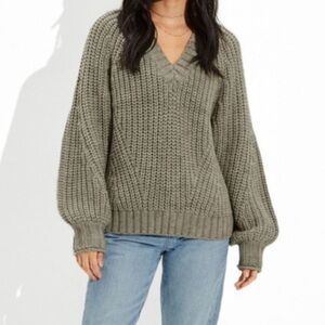 American Eagle Chunky Knit Sweater